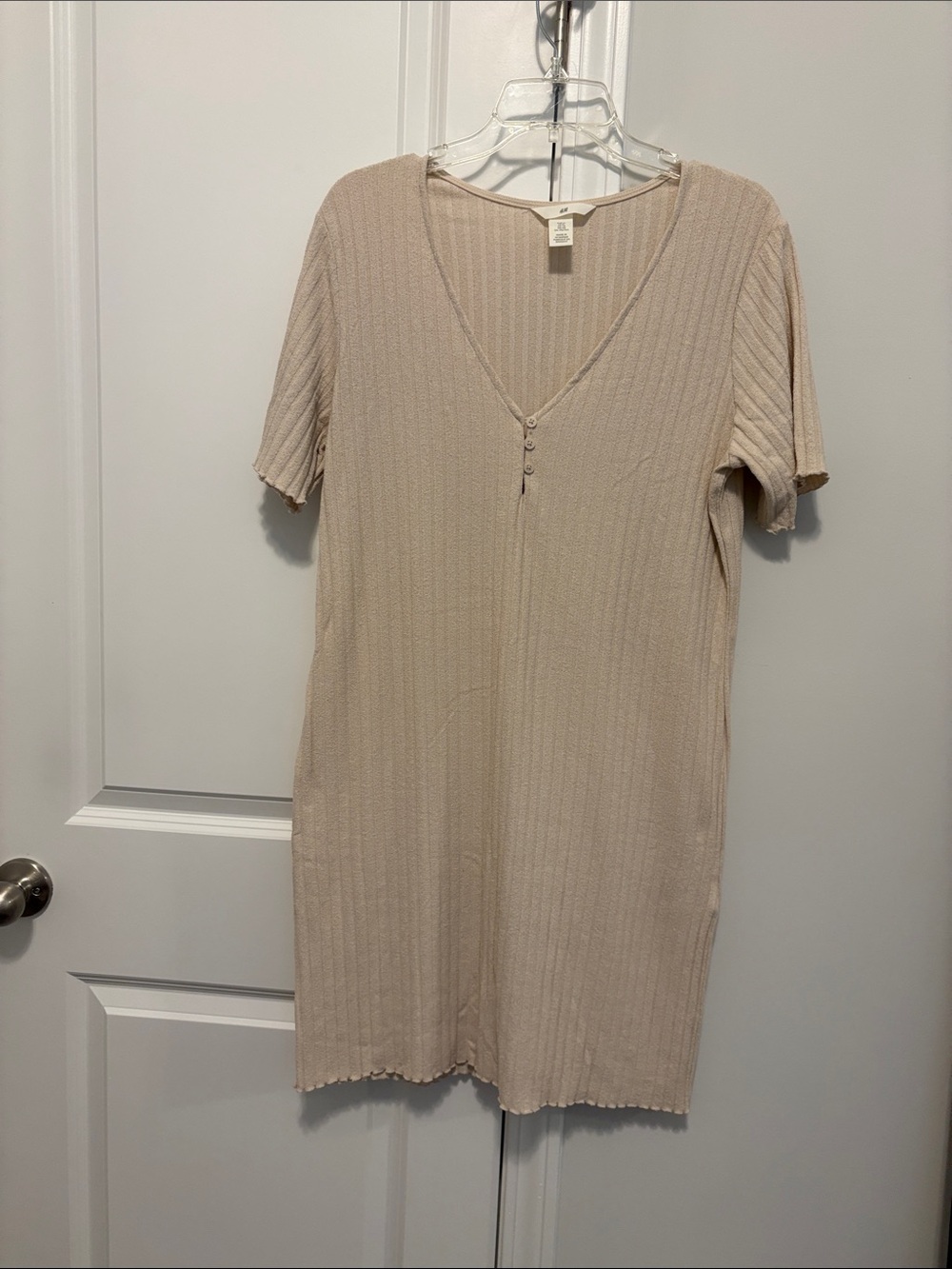 H&M Ribbed V-Neck Top in Light Beige